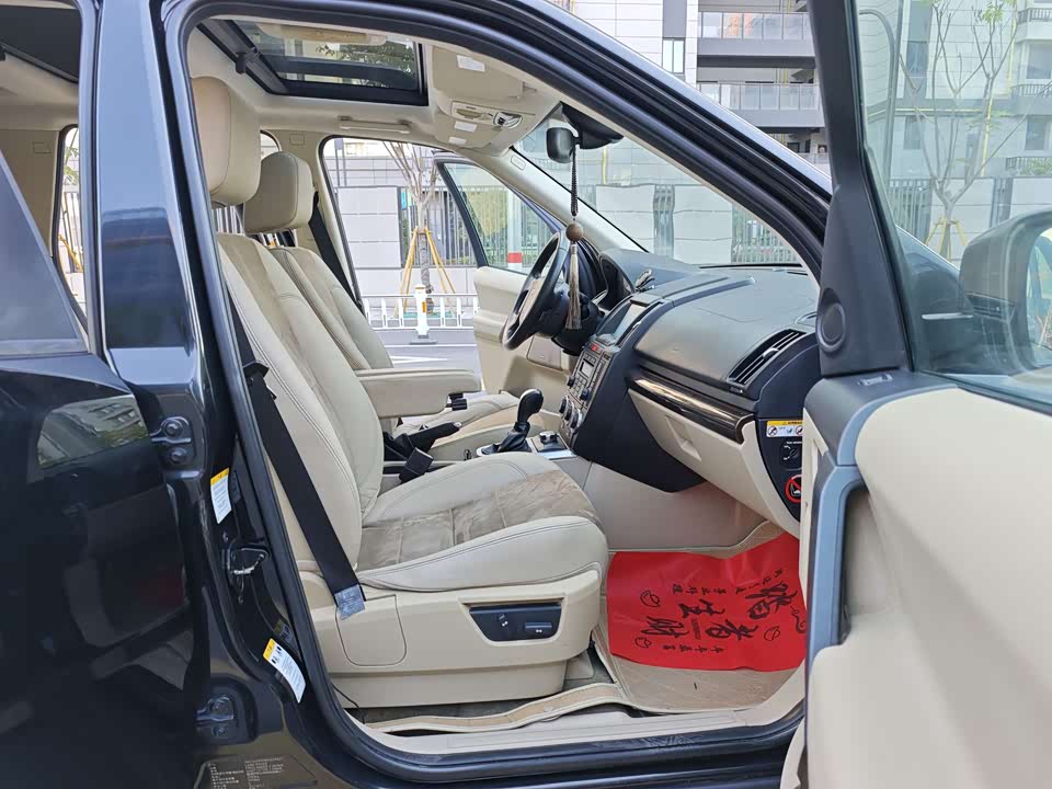 Land Rover Freelander 2