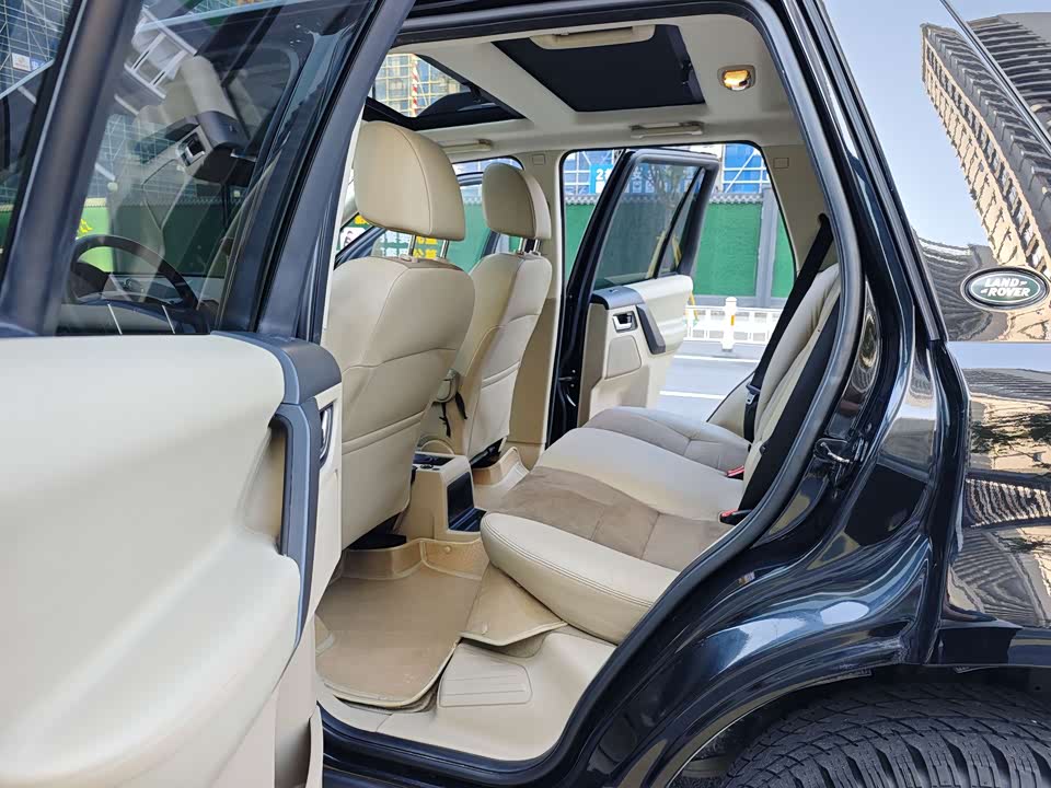 Land Rover Freelander 2