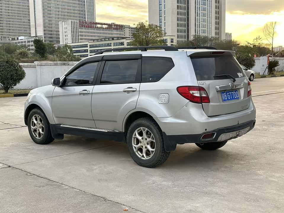 Landwind X8