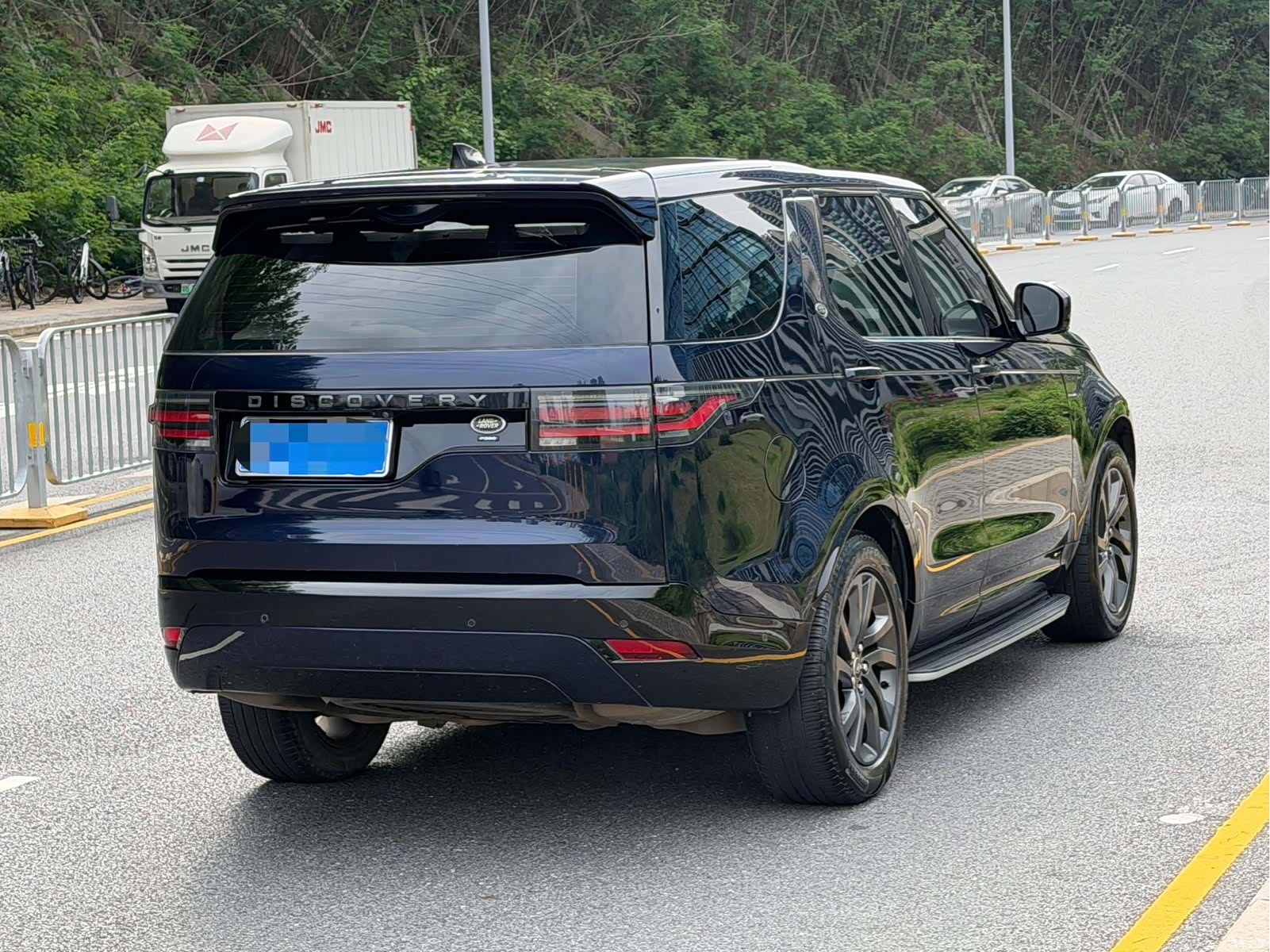 Land Rover Discovery, 2021 4