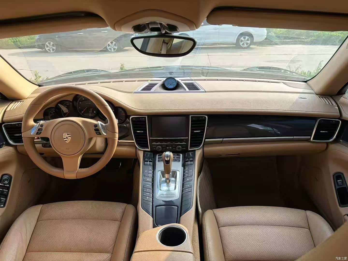 Porsche Panamera, 2011 6