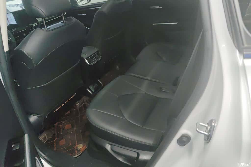 Toyota Highlander, 2022 11