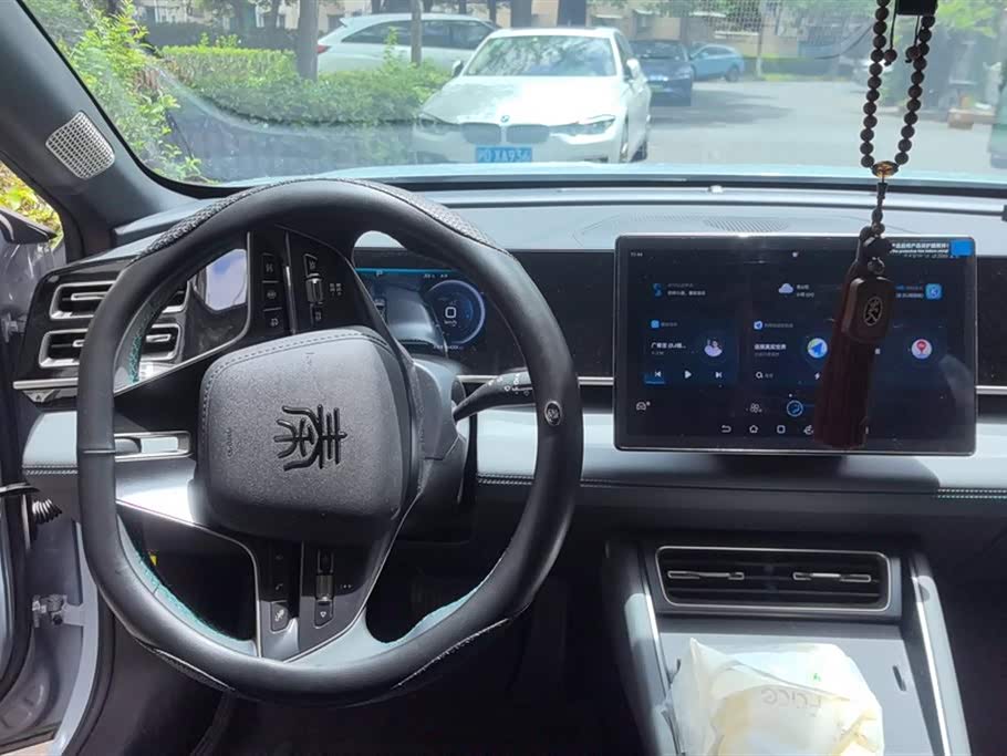 BYD Qin L BYD Qin L