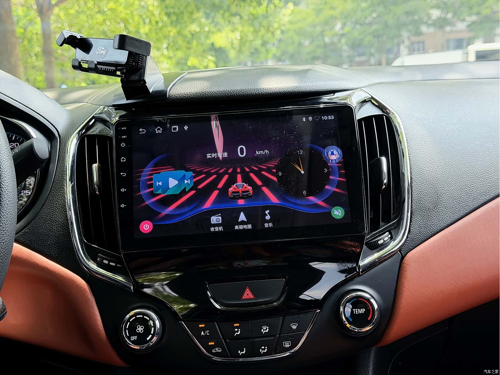 Chevrolet 320, 2018 16