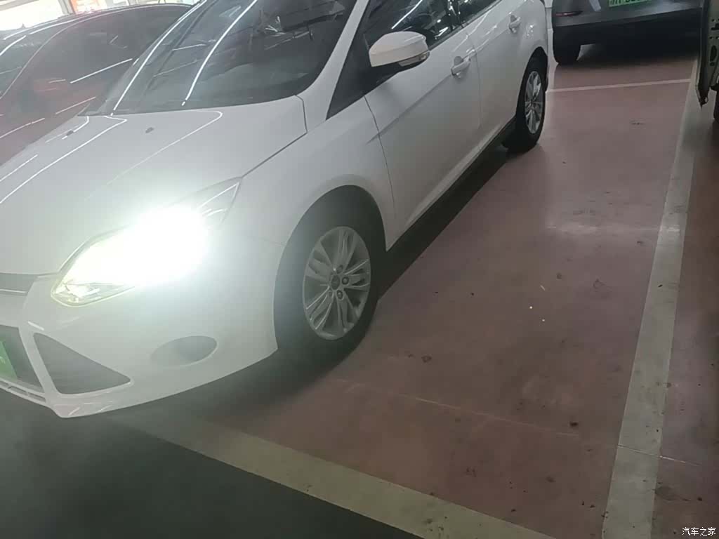 Ford Focus, 2015 23
