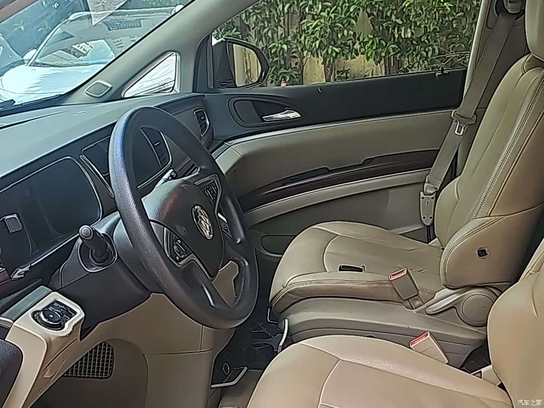 Buick GL8, 2018 9