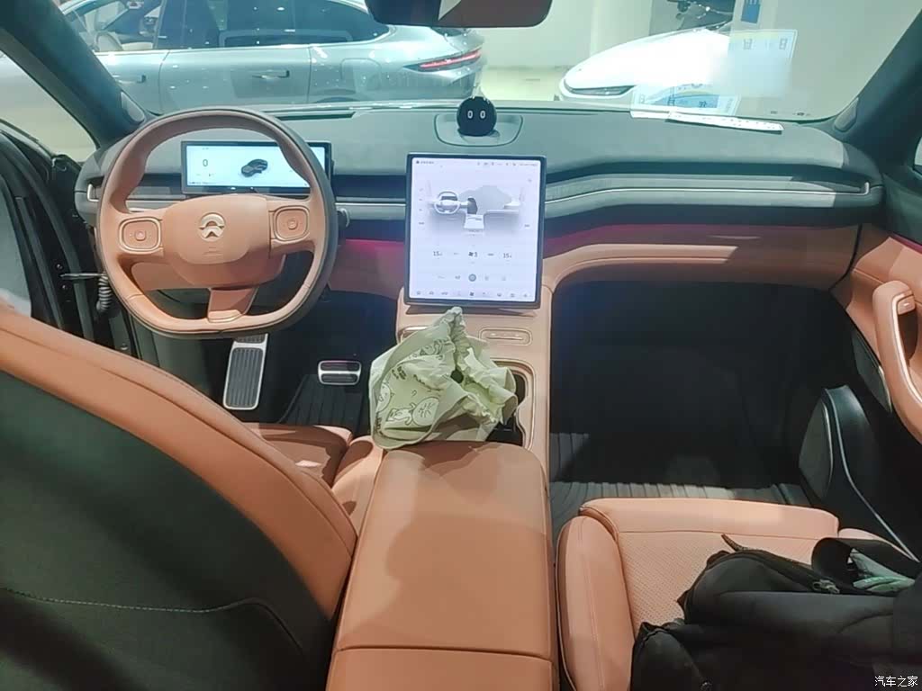 NIO EC7, 2023 10