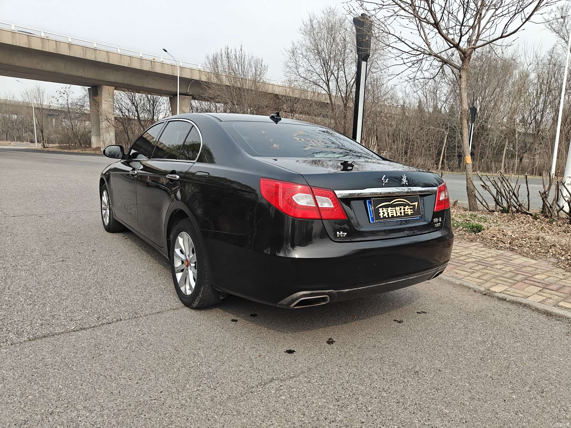 Hongqi H7, 2016 9
