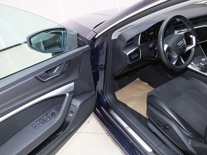 Audi A7L 2024 45TFSI S-line zhu meng xing liu jing tao zhuang