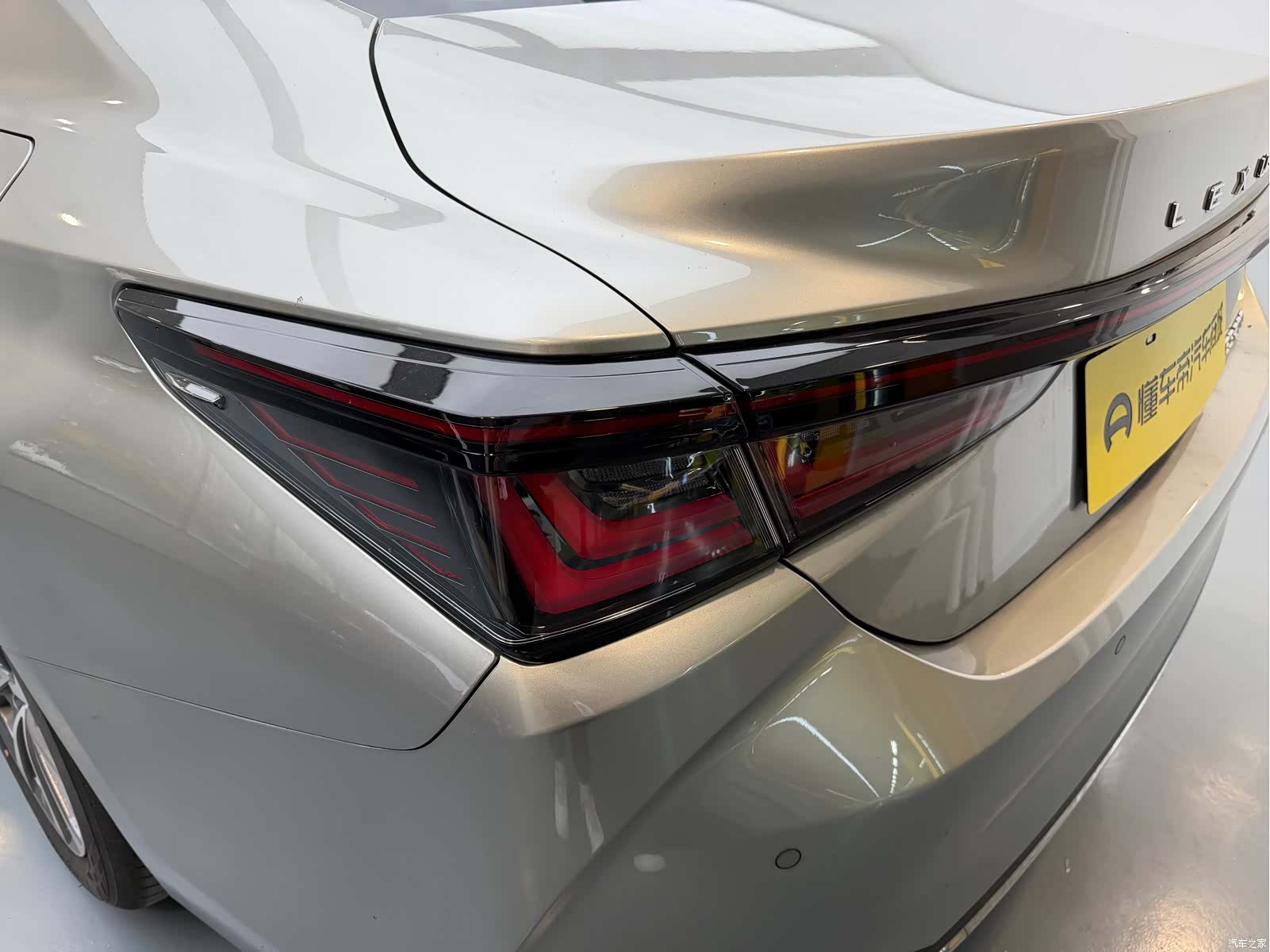 Lexus ES, 2024 15