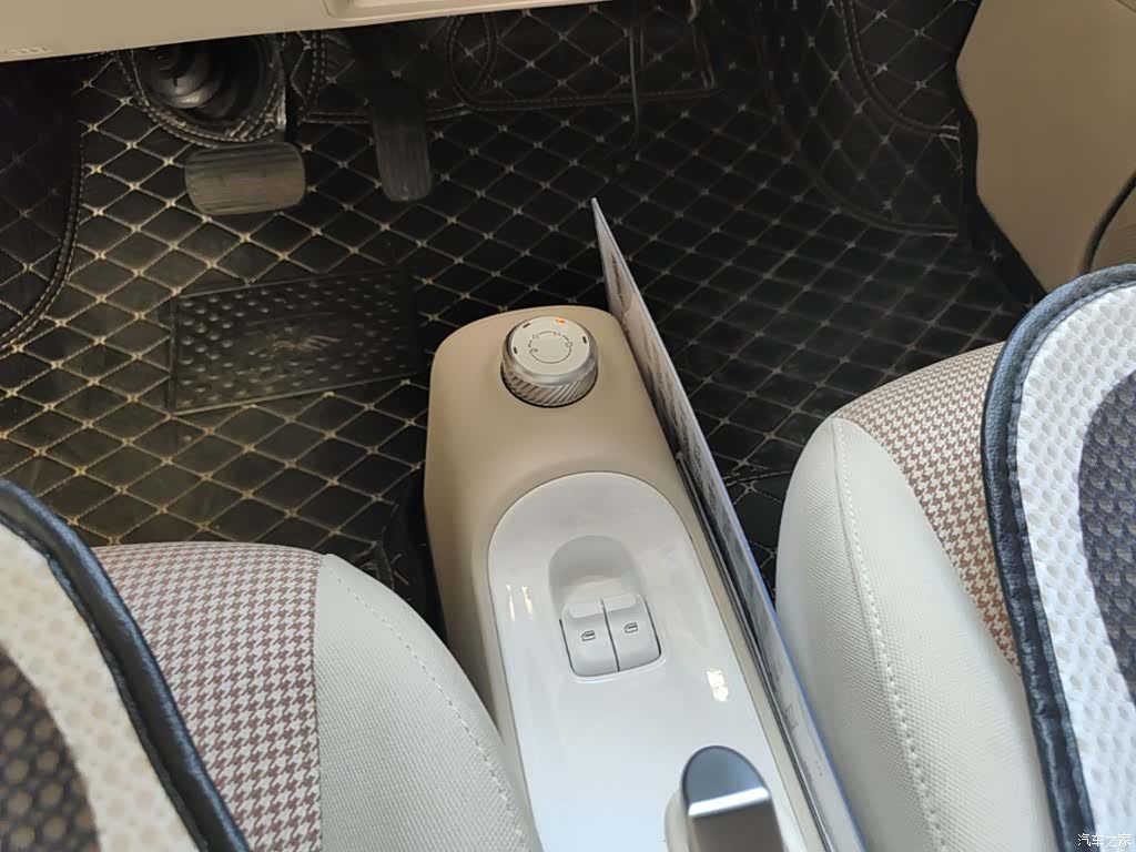 Wuling MINIEV, 2025 14