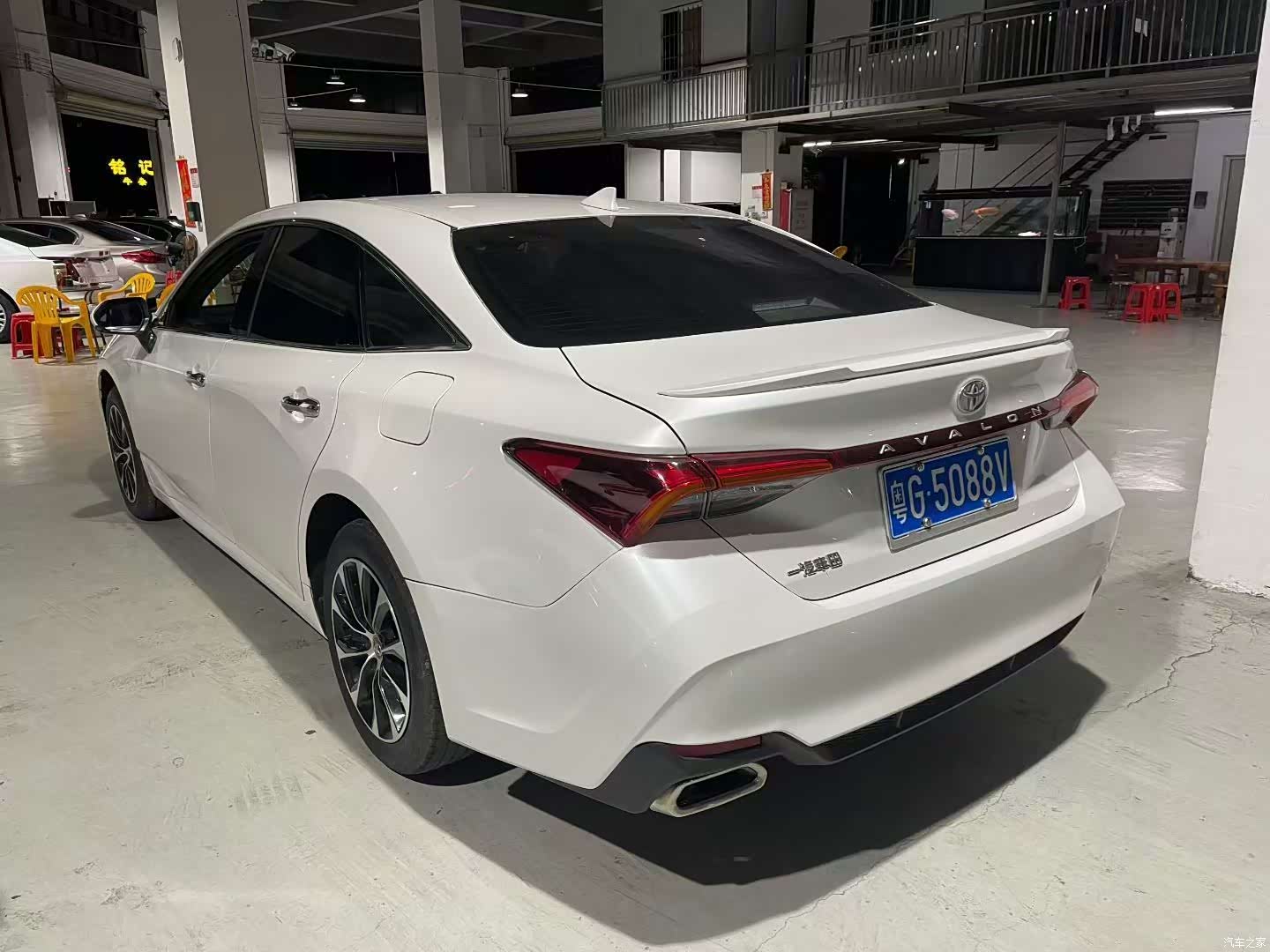 Toyota Avalon, 2023 3