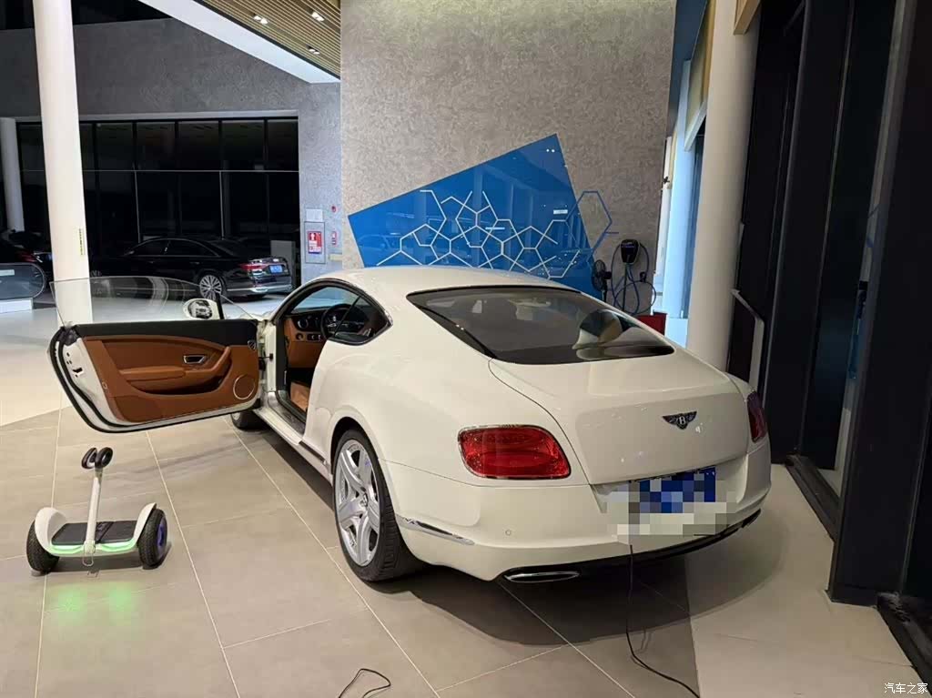 Bentley Continental GT, 2012 2