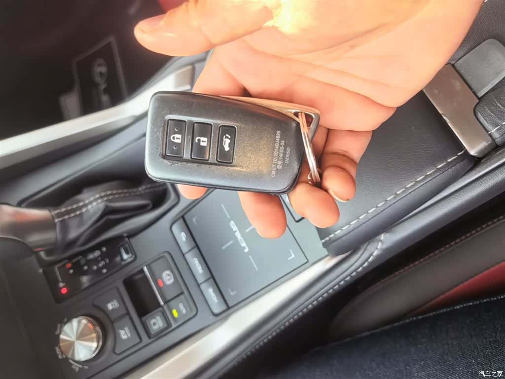 Lexus NX, 2019 9