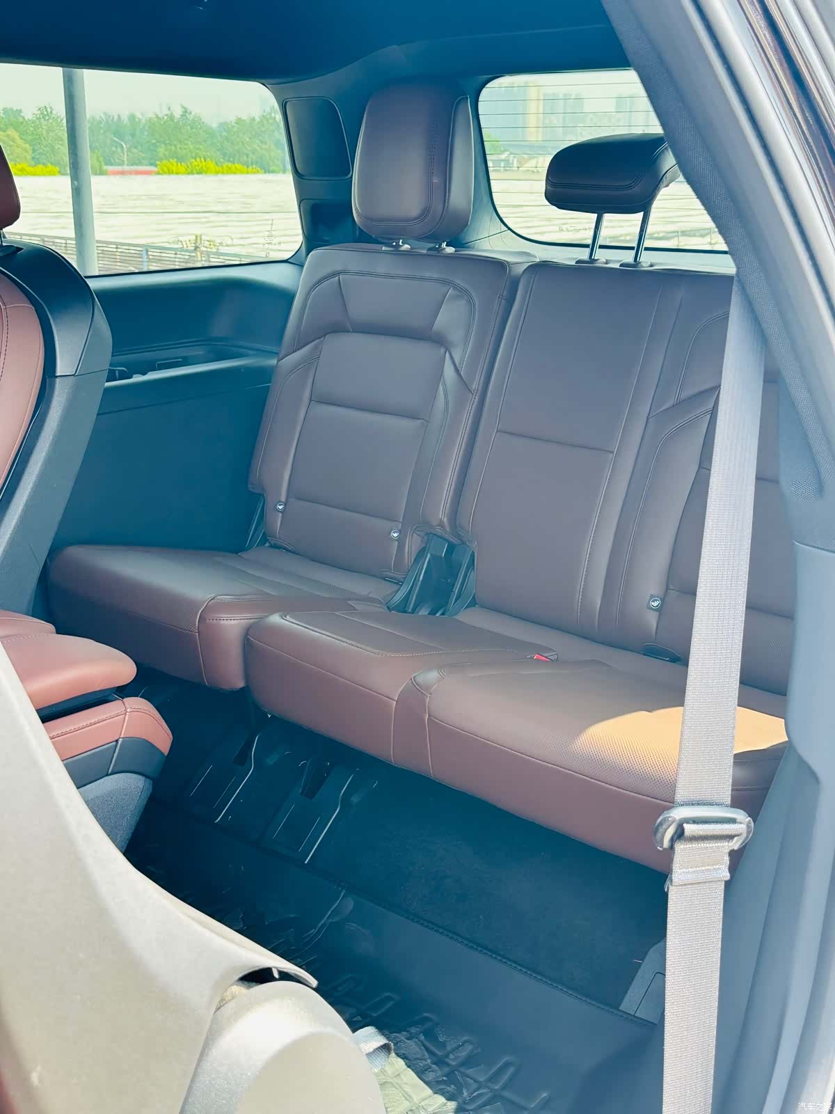 Lincoln Navigator, 2025 28