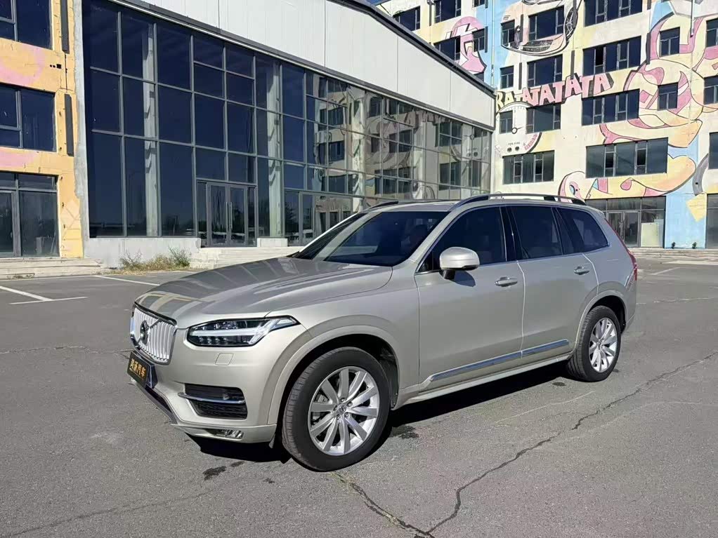 Volvo XC90