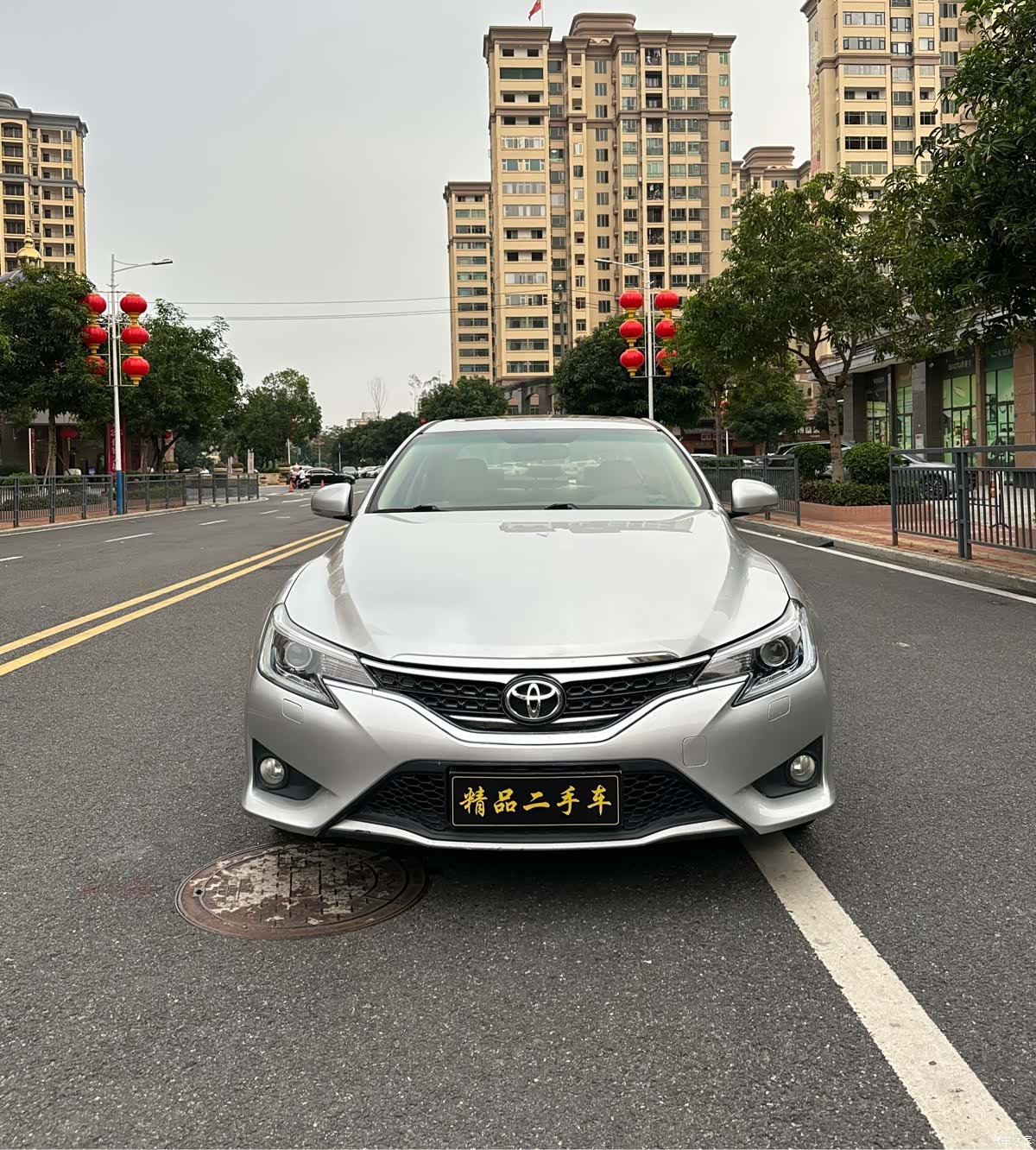 Toyota 2.5V, 2015 2