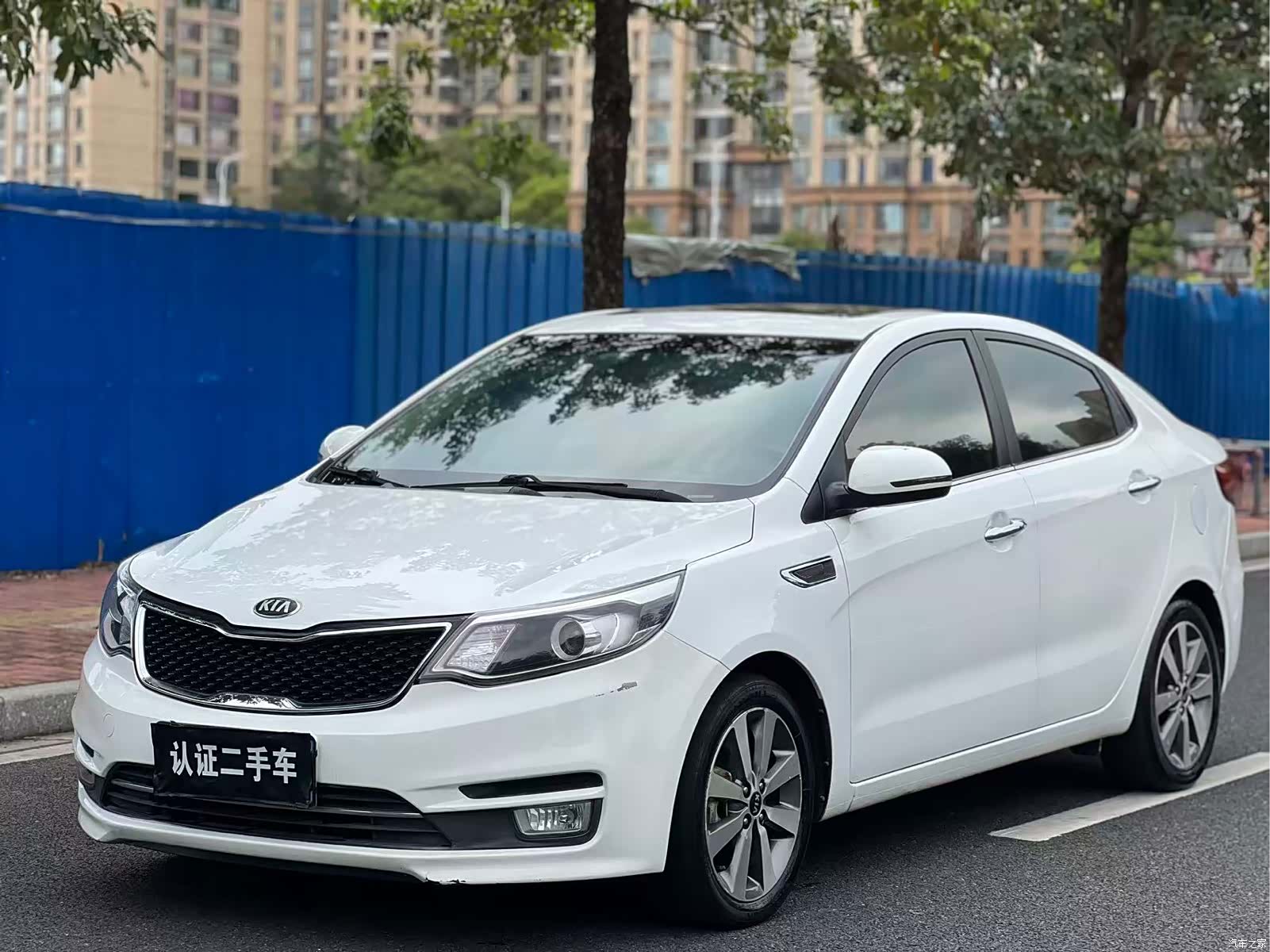 Kia K2, 2015 1