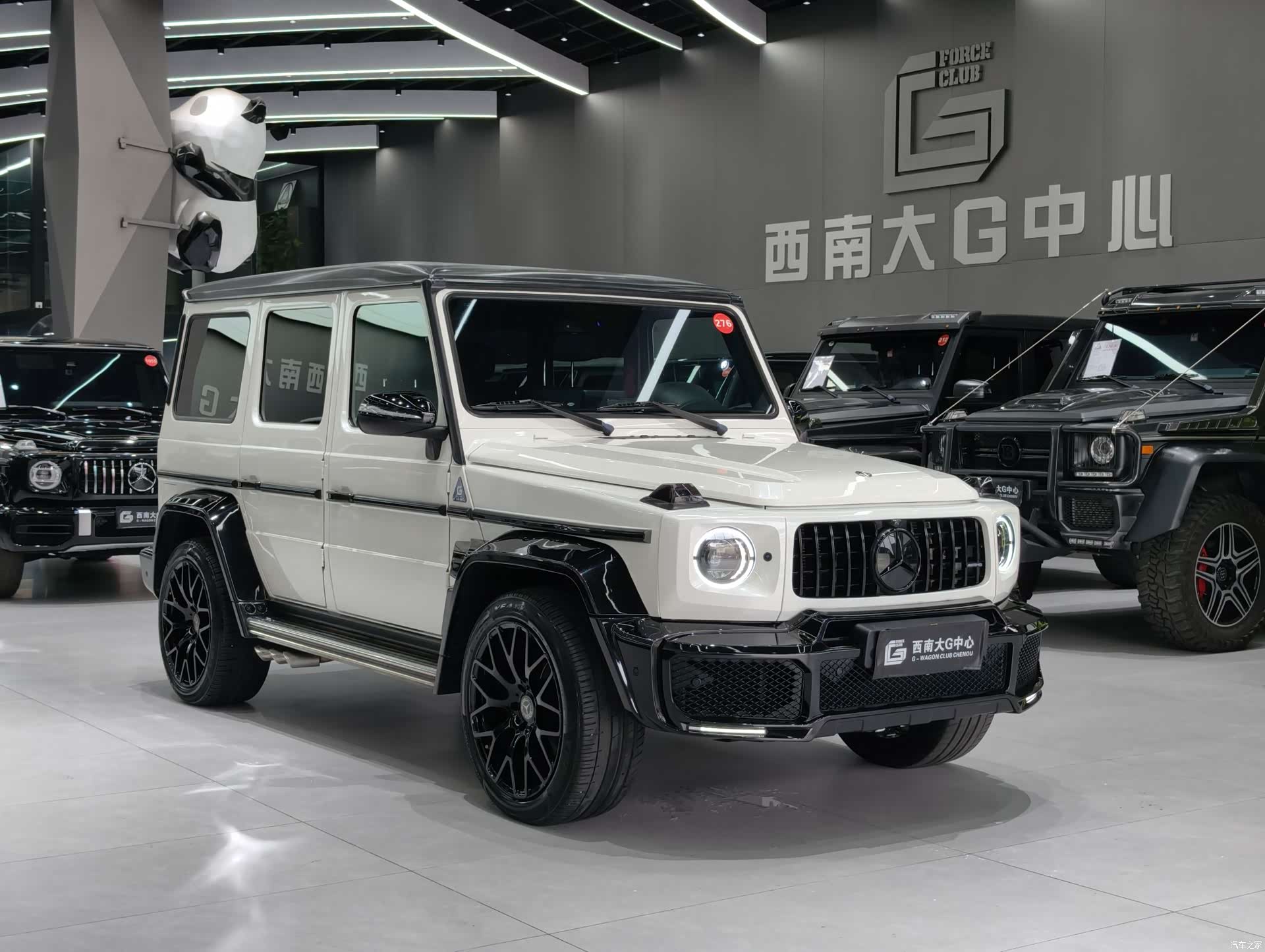 Mercedes-Benz G-Class, 2018 3