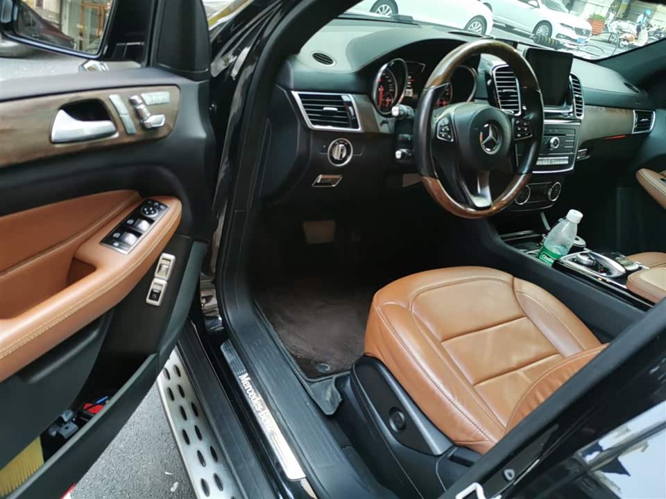 Mercedes-Benz GLS