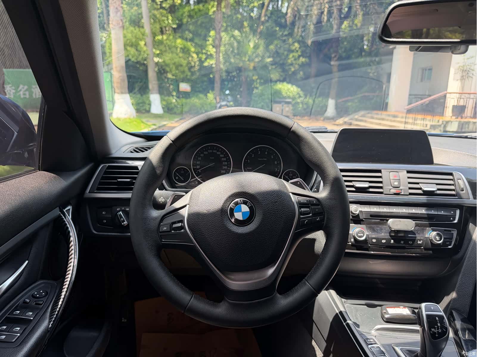 BMW 3 Series, 2017 11