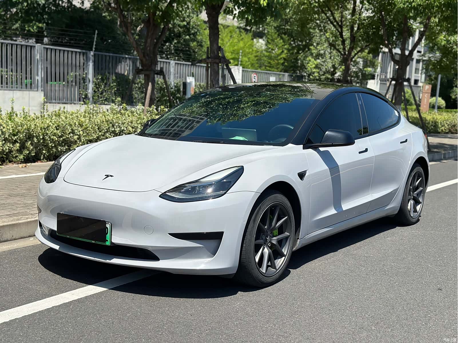 Tesla Model 3, 2021 1