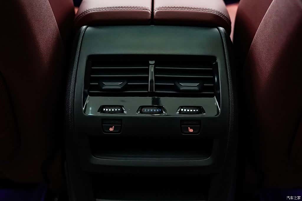 BMW X5, 2026 27