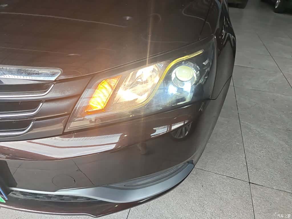 Geely Emgrand, 2015 24
