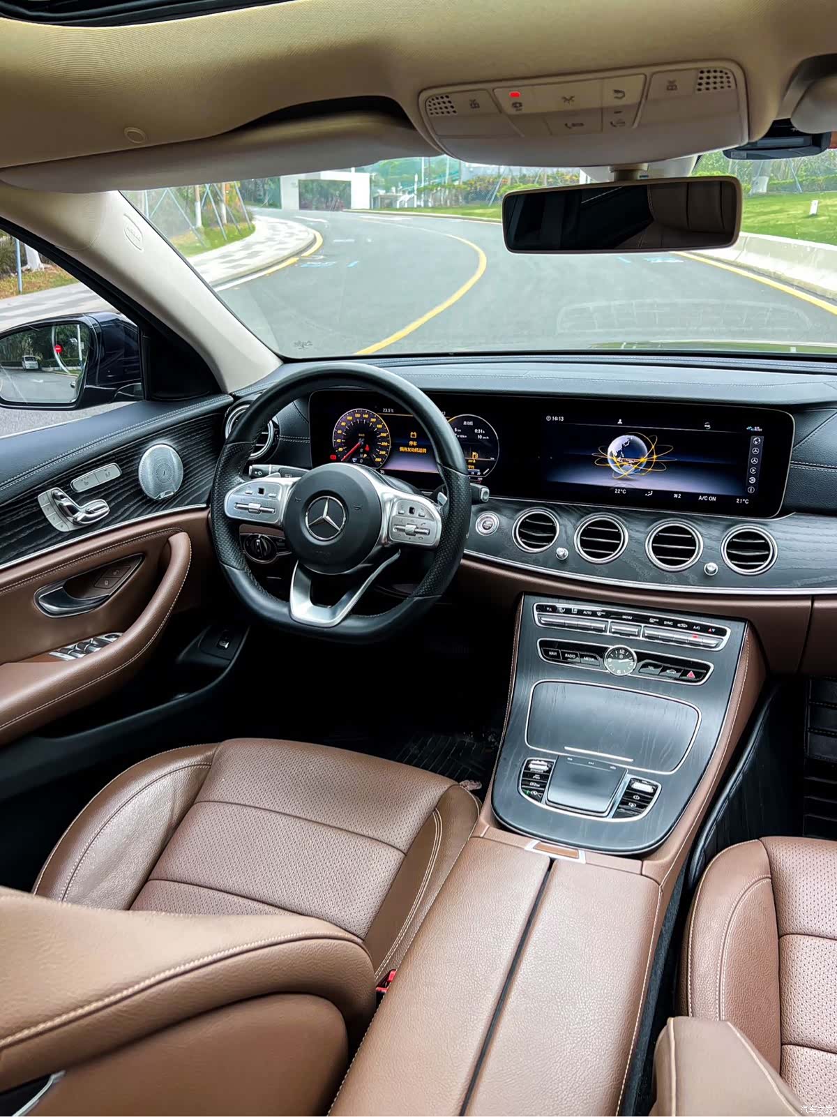 Mercedes-Benz E-Class, 2020 12