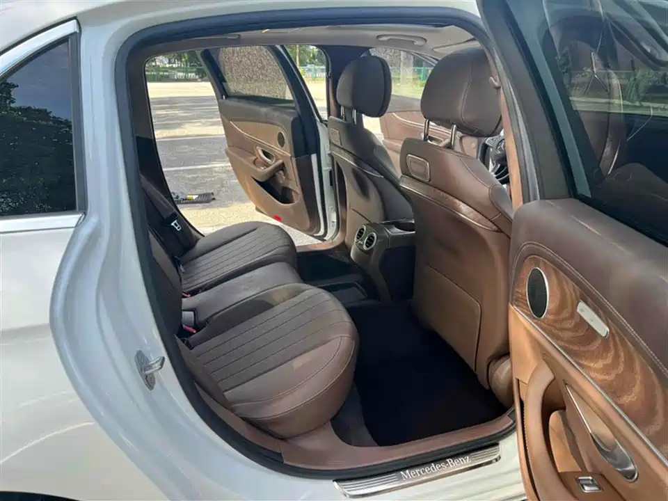 Mercedes-Benz E-class Mercedes-Benz E-class