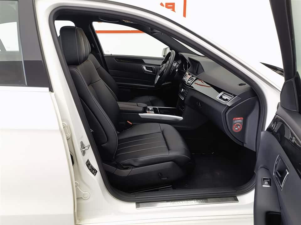 Mercedes-Benz E-class Mercedes-Benz E-class