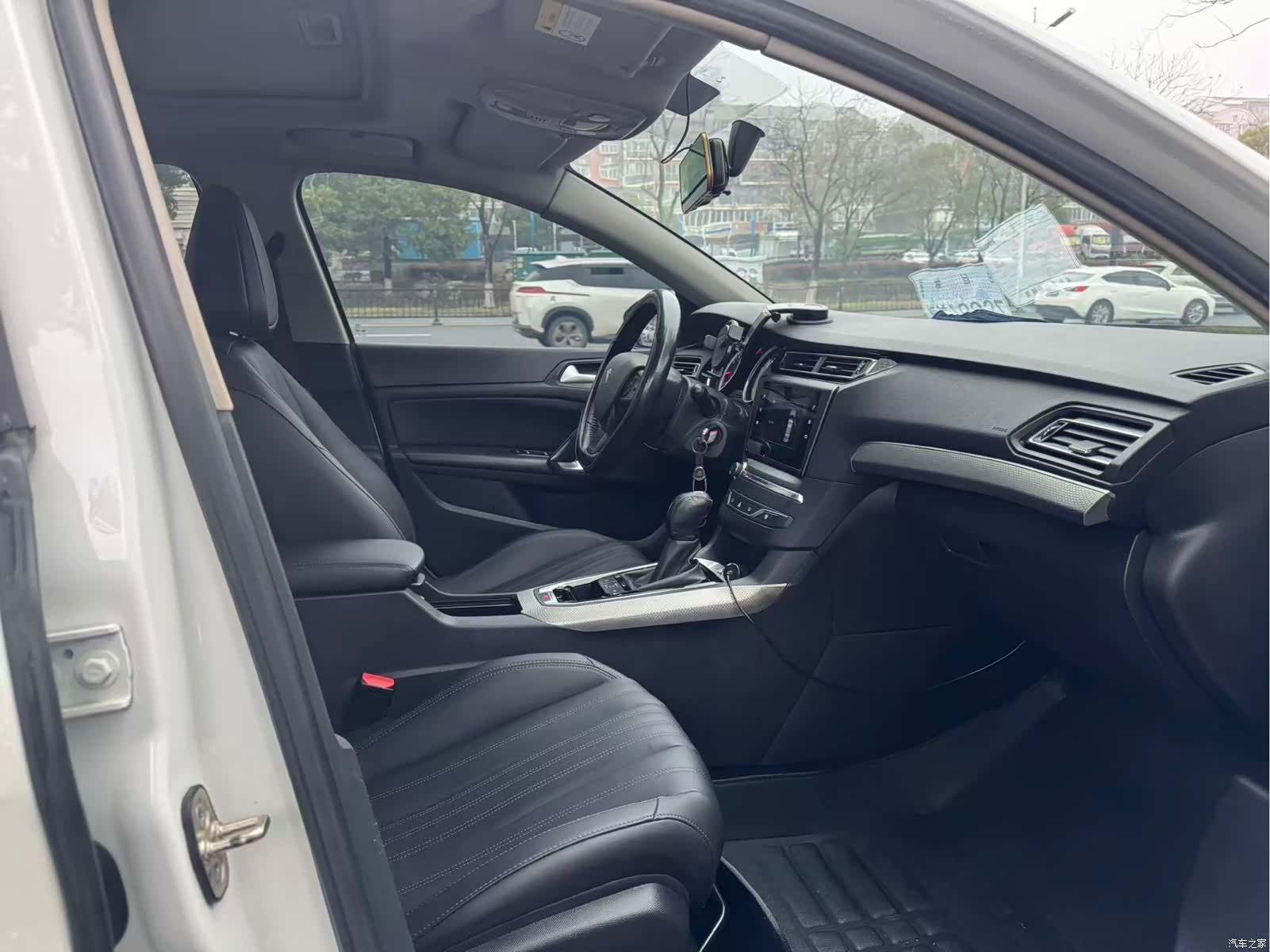 Peugeot 408, 2021 10