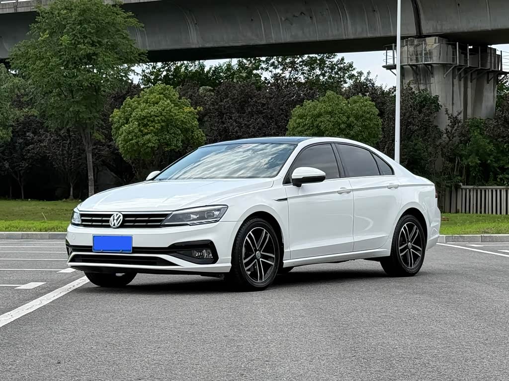 Volkswagen Lamando