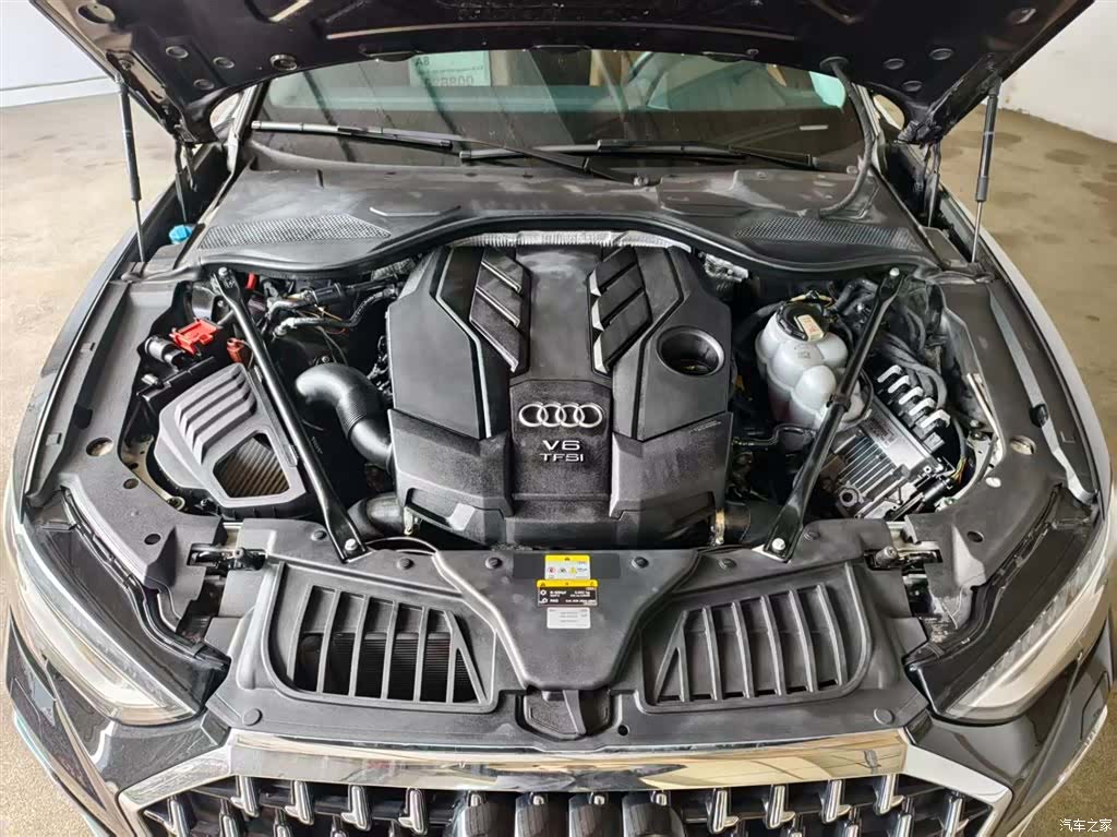 Audi A8L, 2023 12
