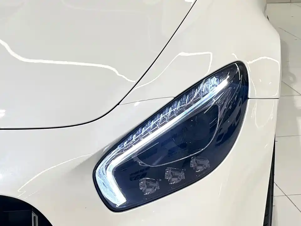 Mercedes-Benz AMG GT Mercedes-Benz AMG GT