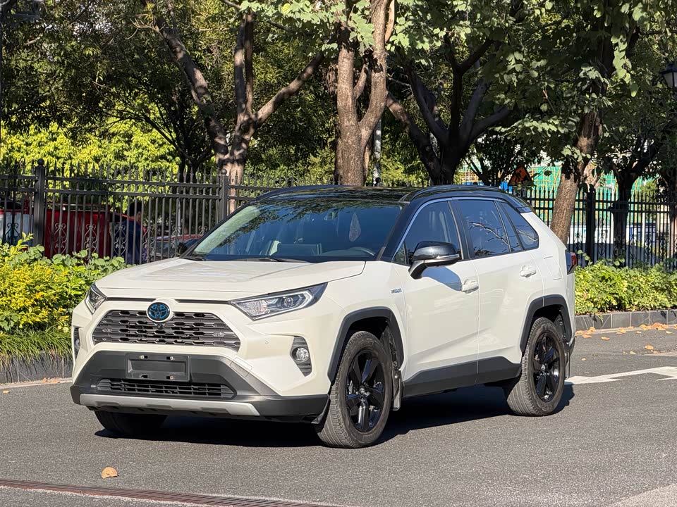 Toyota RAV4 Rongfang