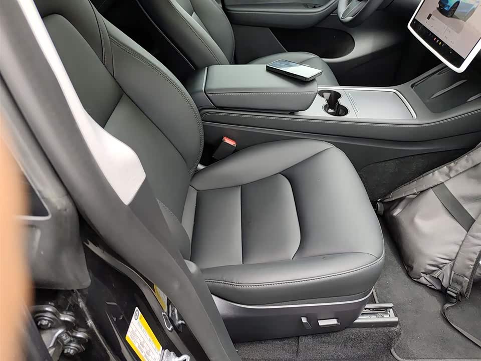 Tesla Model Y Tesla Model Y