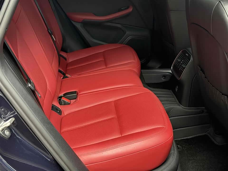 Porsche Macan Porsche Macan