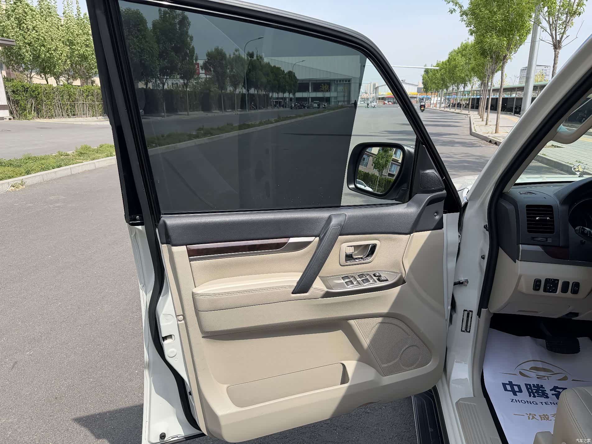 Mitsubishi Pajero, 2019 4