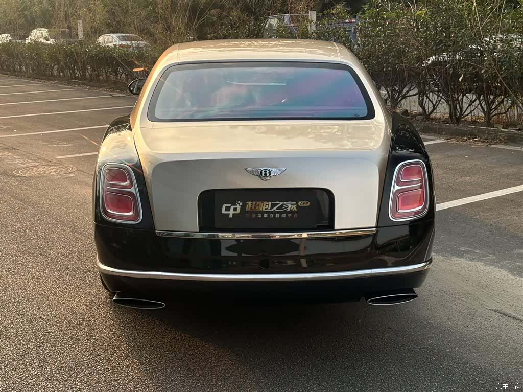 Bentley Mulsanne, 2013 6