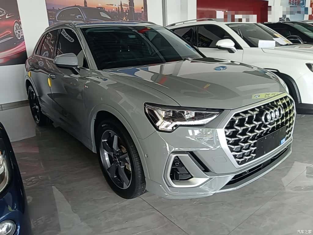 Audi Q3, 2024 4