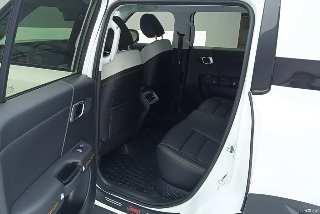 BAIC BJ30, 2025 11