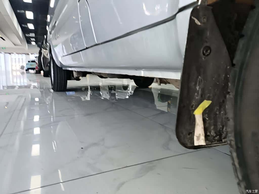 Wuling L3C, 2021 21