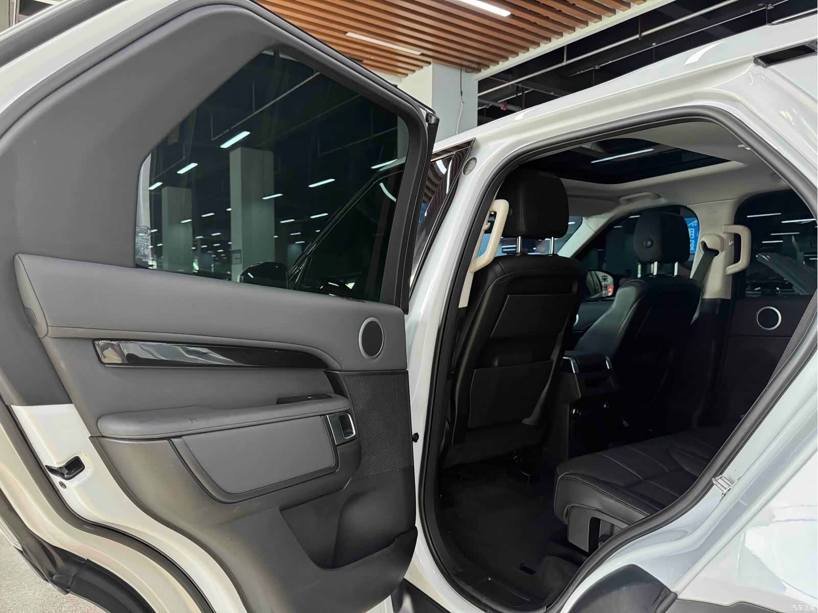 Land Rover Discovery, 2018 13