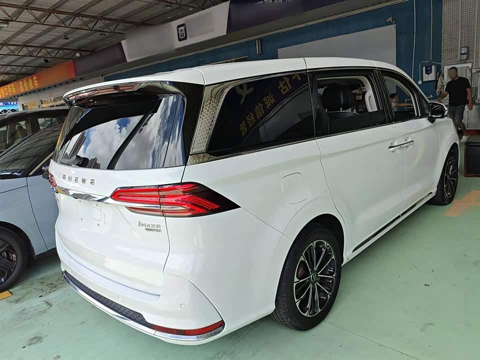 Roewe iMAX8 Roewe iMAX8