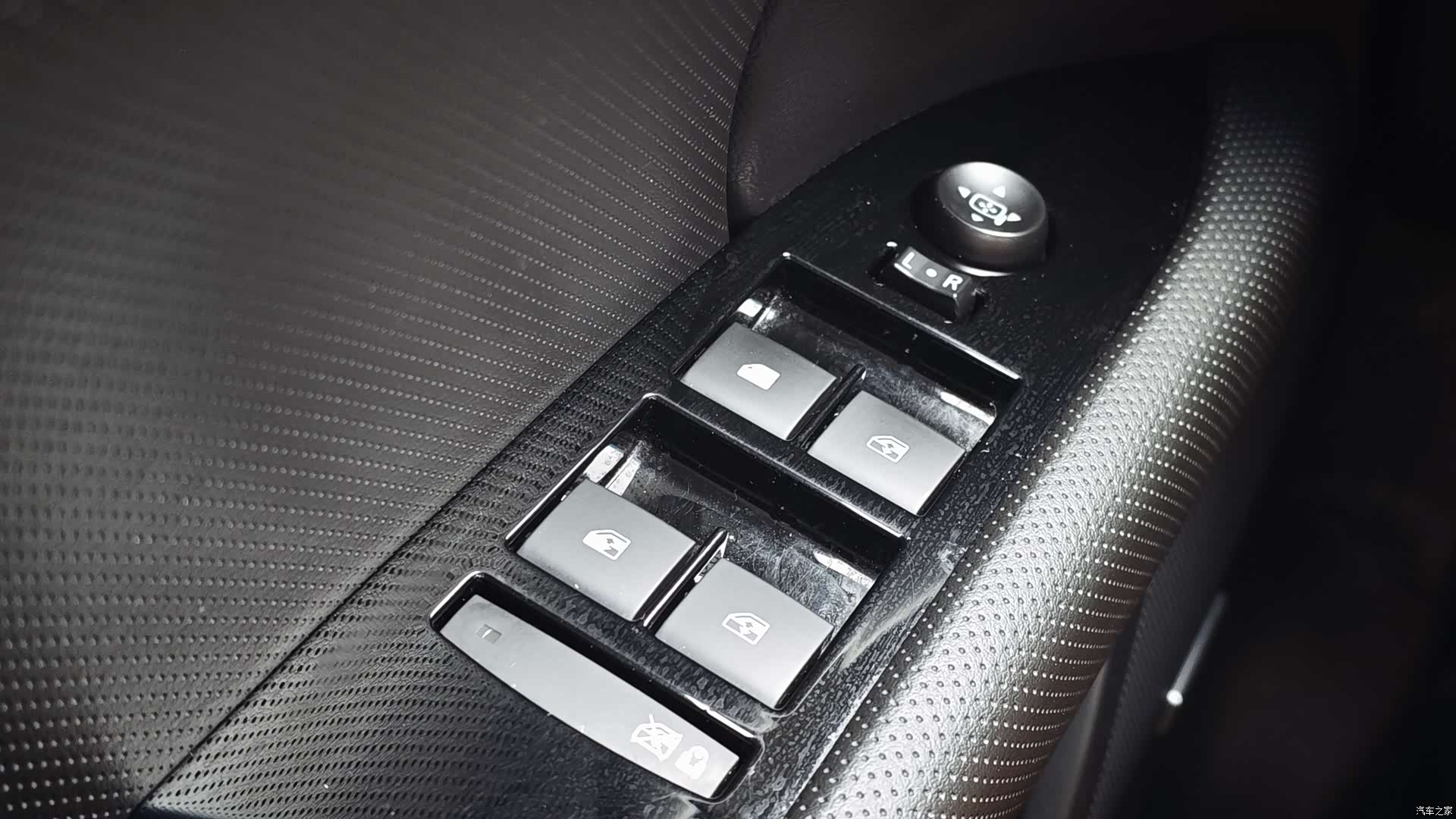Cadillac XTS, 2018 24