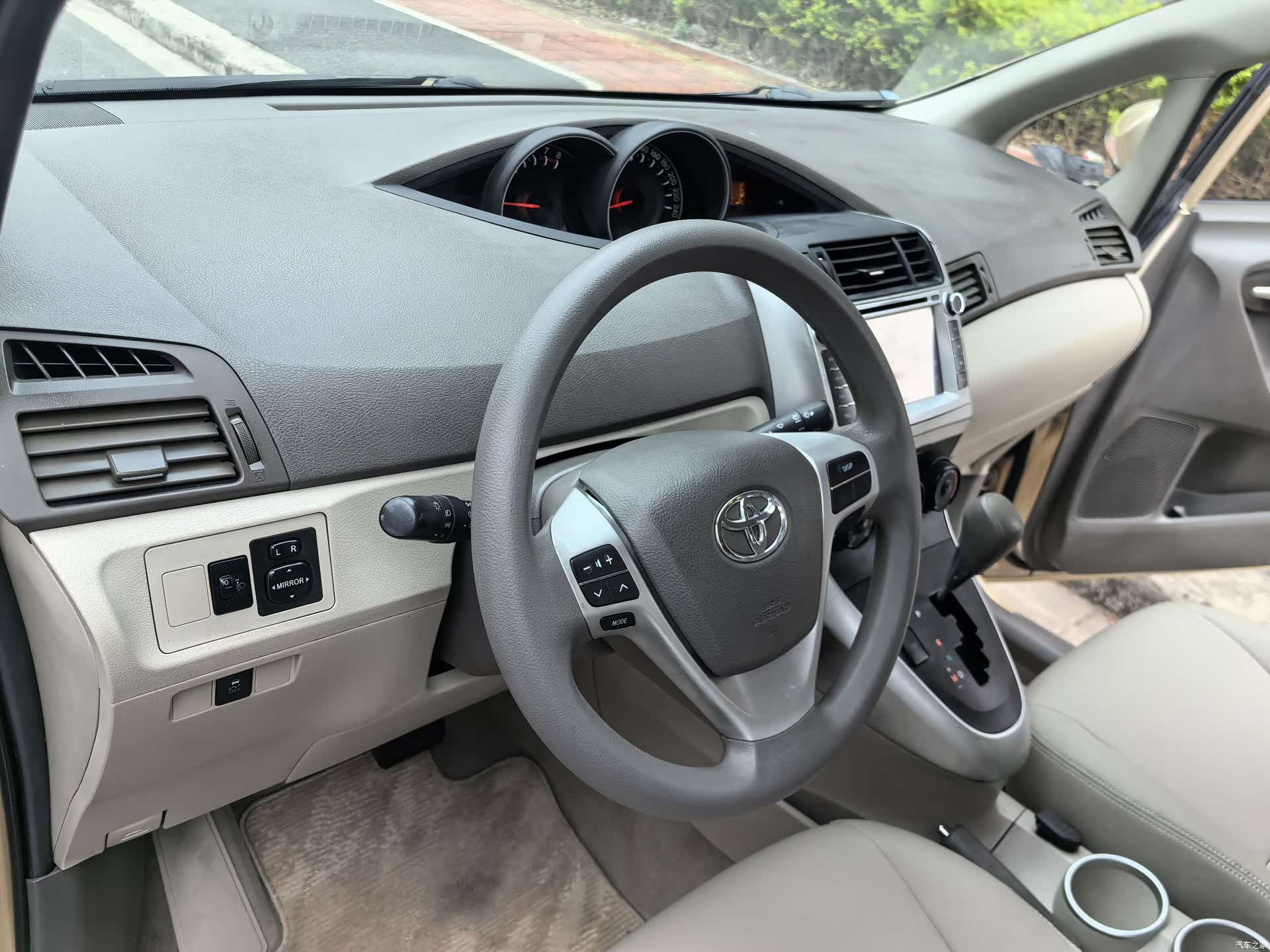 Toyota 180E, 2014 21