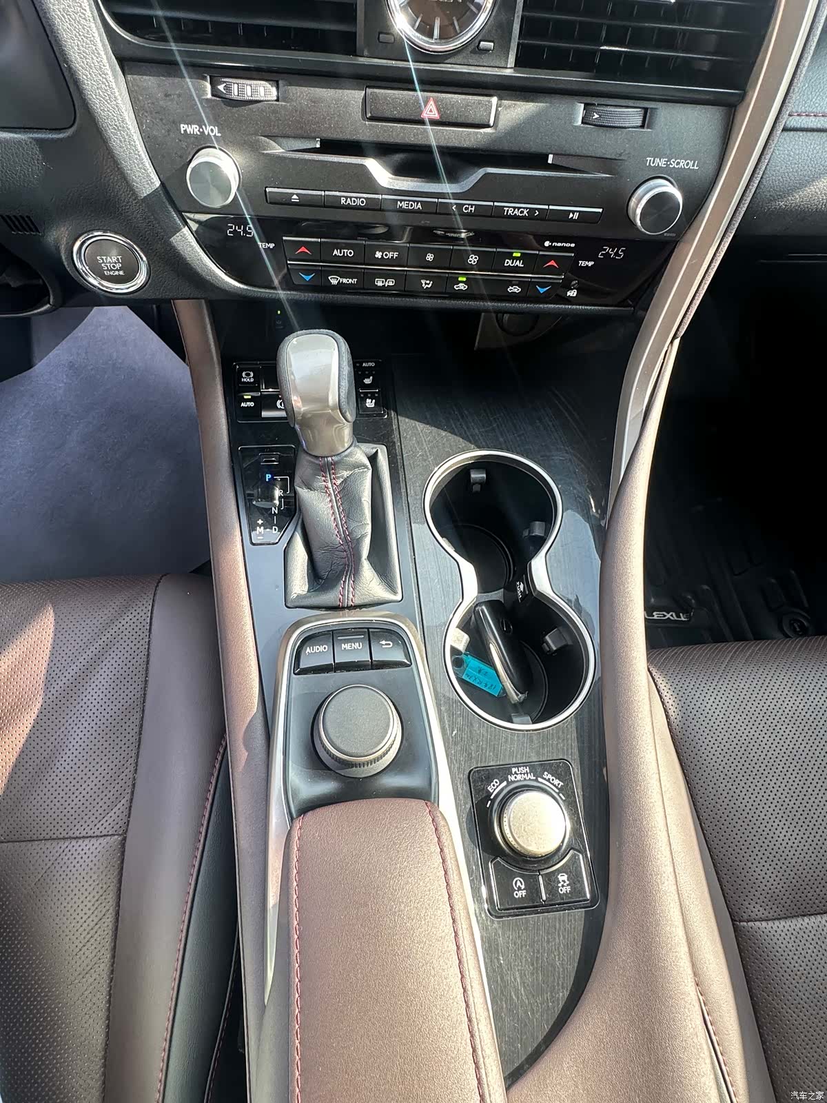 Lexus RX, 2018 10