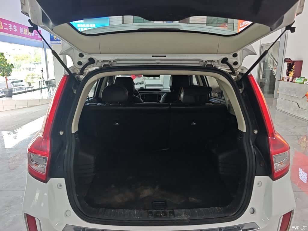 Geely X6, 2016 19