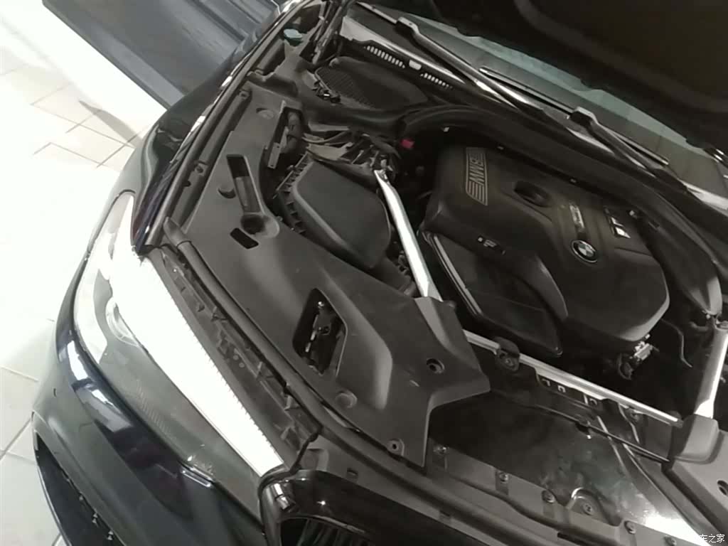 BMW 5 Series, 2018 24